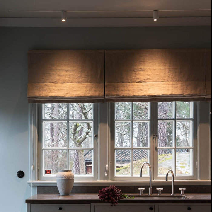 Magnetic Rail Ceiling System